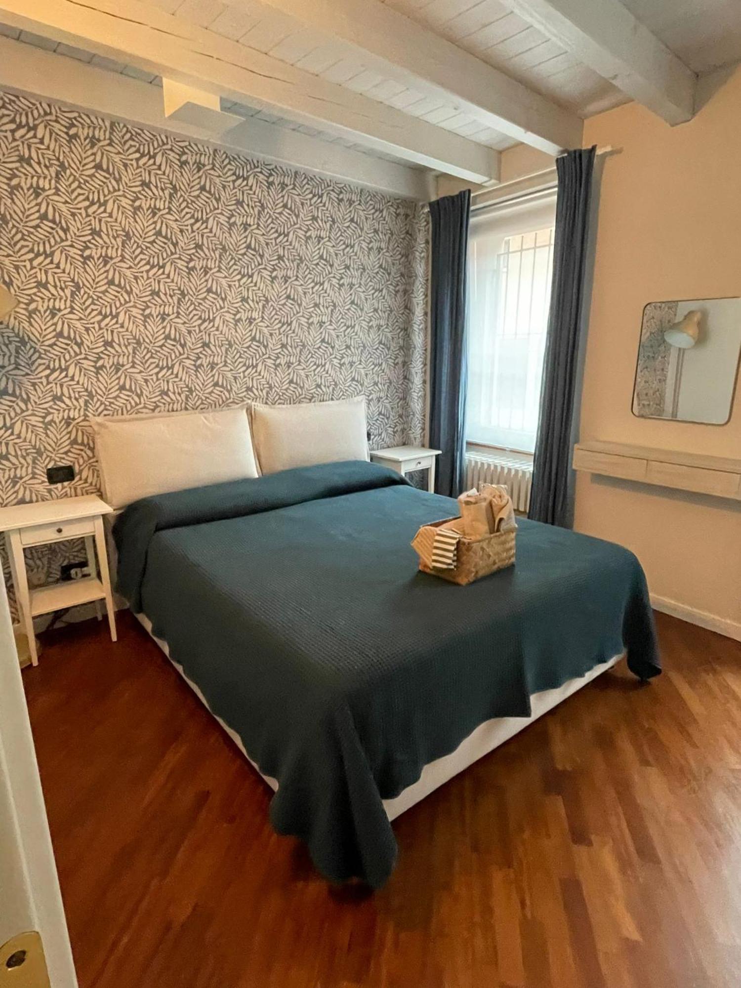 Amelie Apartment Desenzano del Garda Esterno foto